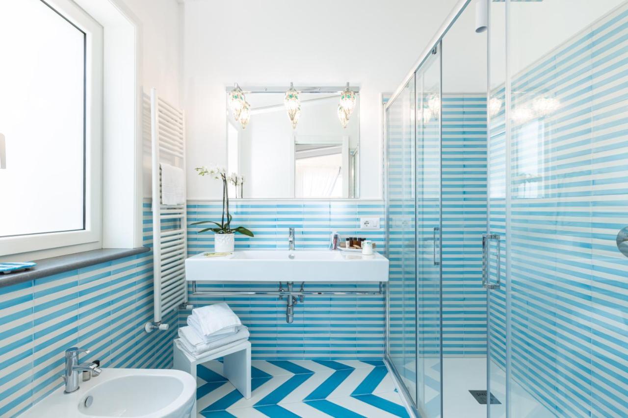 Villa Veronica Luxury Suite In Amalfi Coast ピアーノ・ディ・ソッレント エクステリア 写真