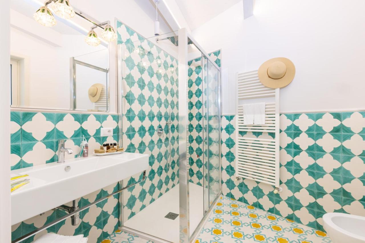 Villa Veronica Luxury Suite In Amalfi Coast ピアーノ・ディ・ソッレント エクステリア 写真