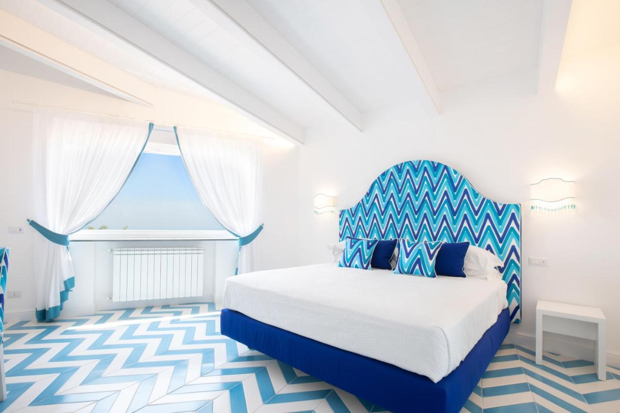 Villa Veronica Luxury Suite In Amalfi Coast ピアーノ・ディ・ソッレント エクステリア 写真